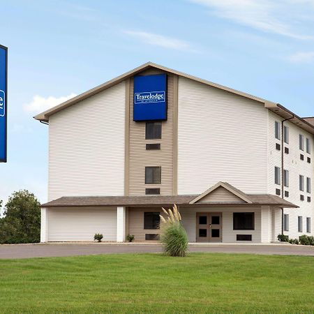 Travelodge By Wyndham Livonia Exteriör bild